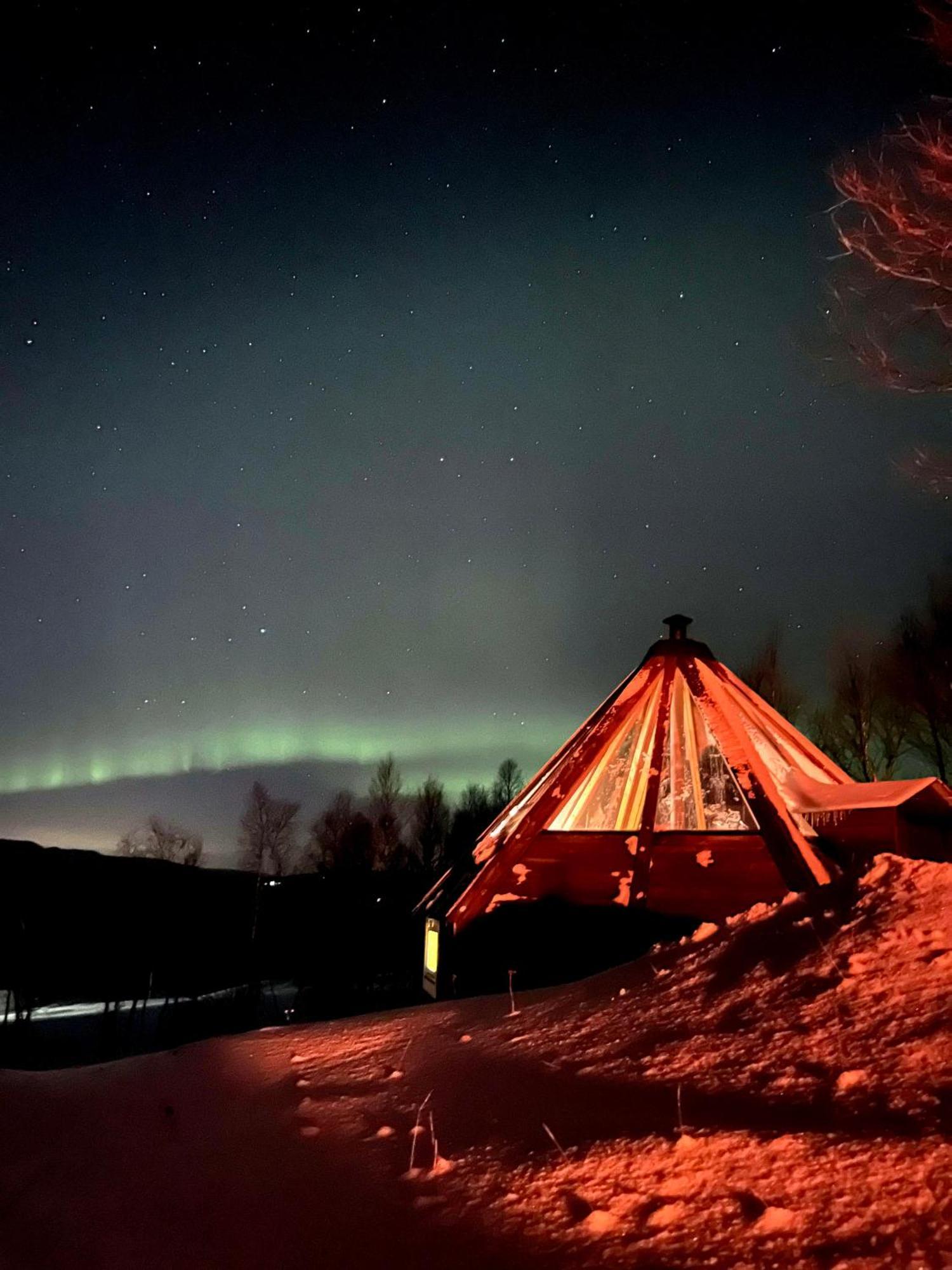 Hessdalen Ufocamp Apartment Varhus Phòng bức ảnh